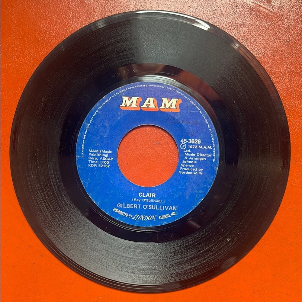 MAM Vinyl Record 45 rpm Clair by Gilbert O'Sullivan